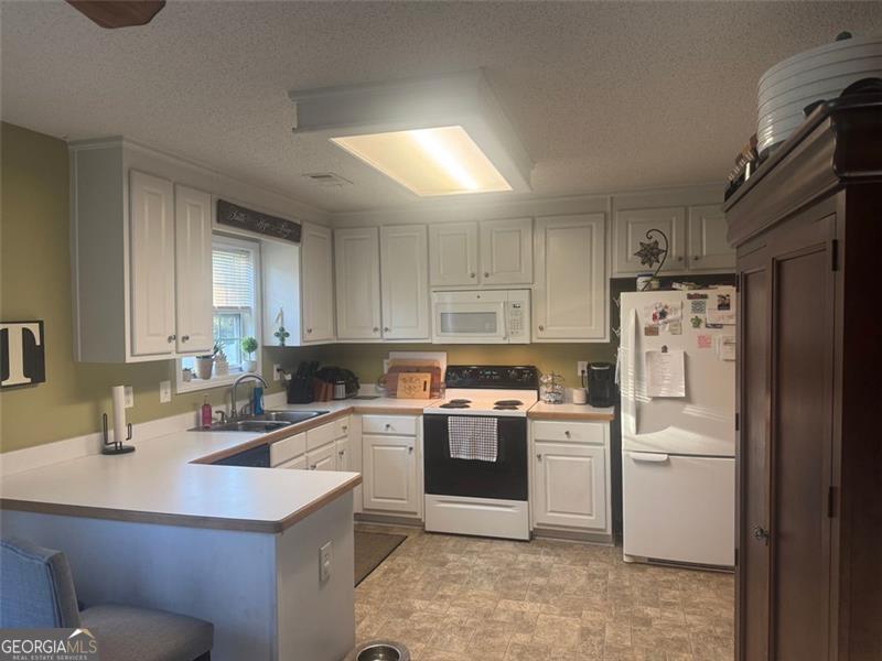 303 CARLY CT