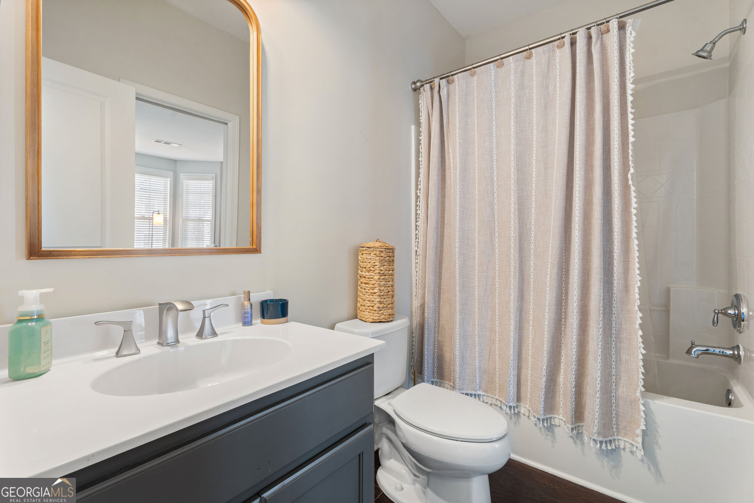 6263 Cedar Spring LN