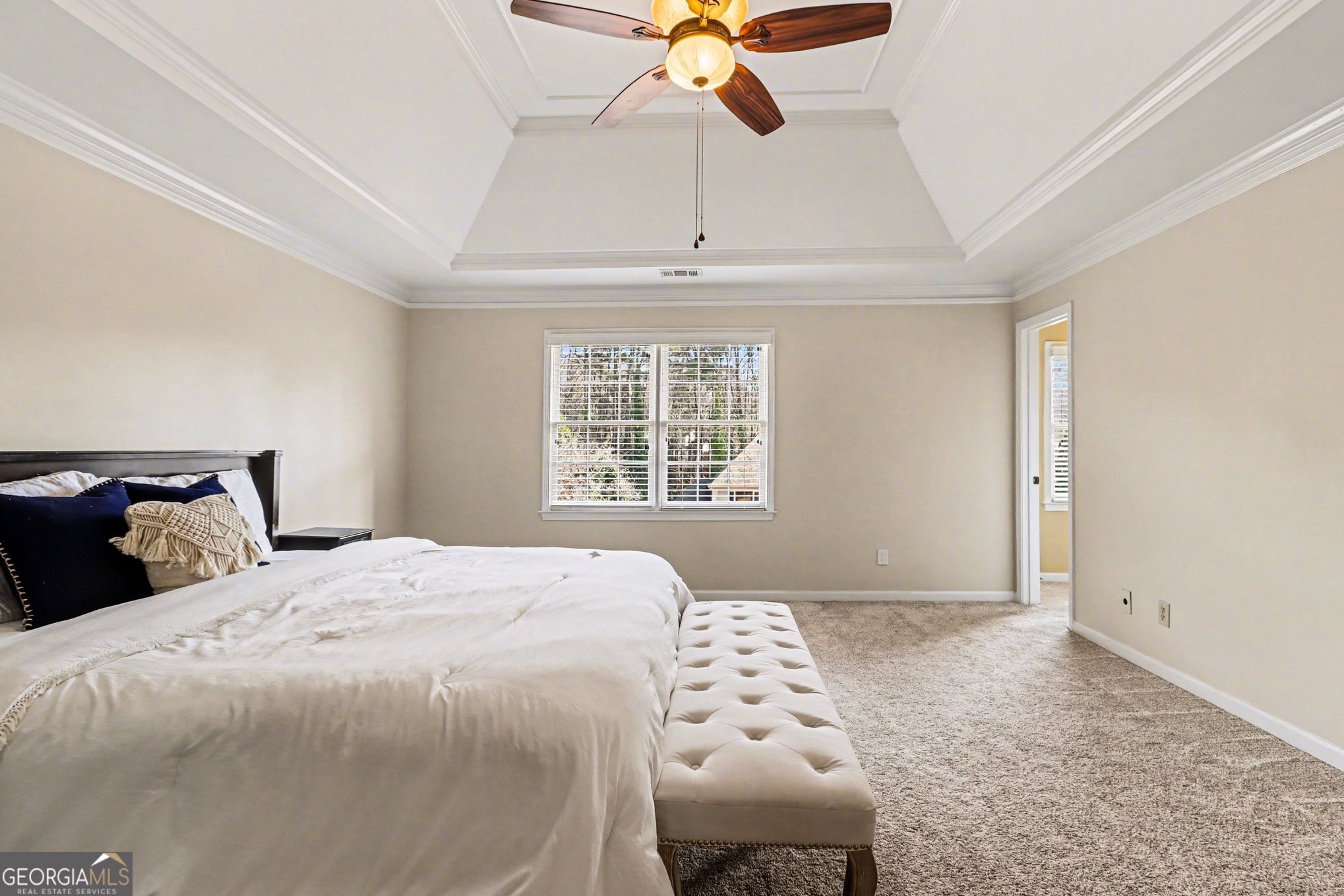 393 Westminister LN SW