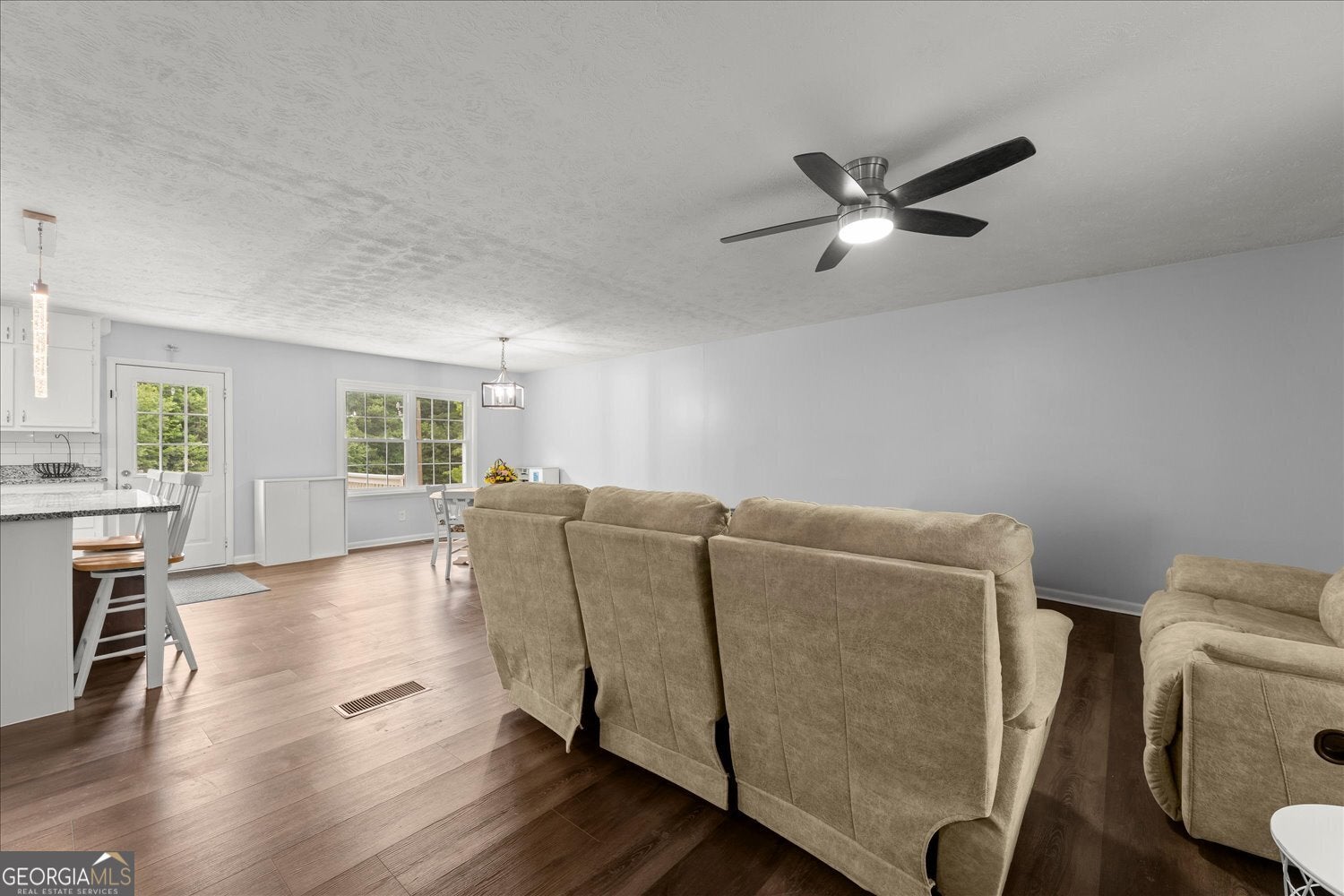 177 Norton CIR
