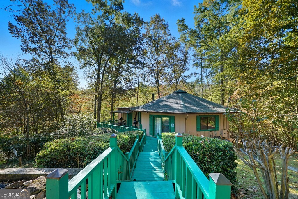 381 Gateway DR 1015