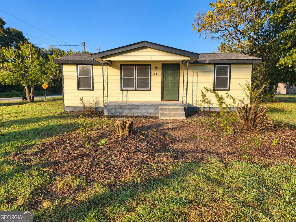 Photo of 407 Attaway Street, East Dublin, GA 31027 (MLS # 10877747)