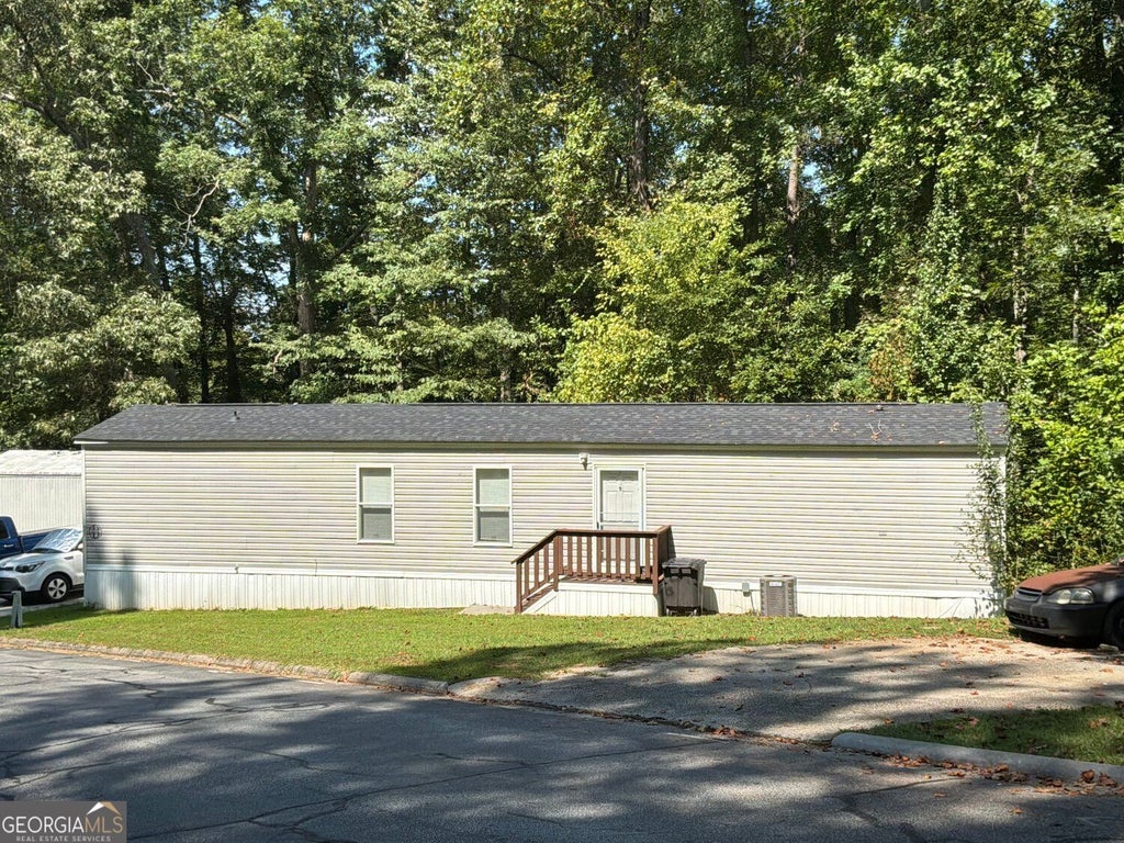 Photo of 7631 Dallas Highway, Douglasville, GA 30134 (MLS # 10849733)