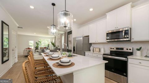 6233 Honeybell ALY Mableton GA 30126