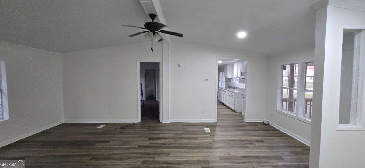 670 Rushing ST