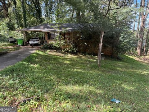 Photo of 3418 Creek Valley Drive SE, Smyrna, GA 30082 (MLS # 10641517)
