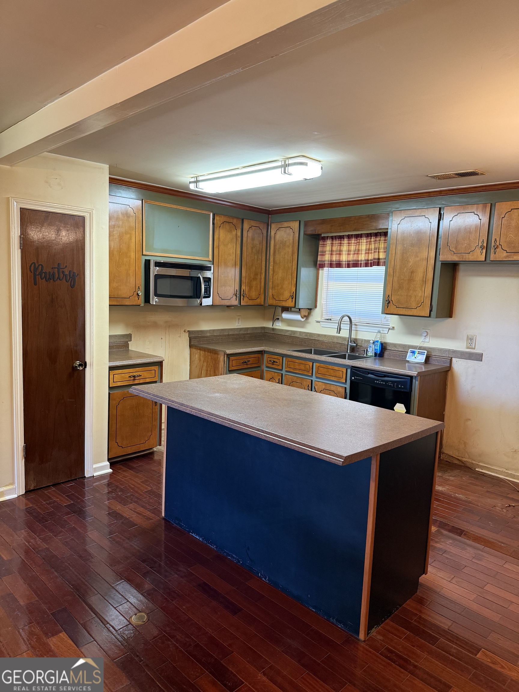 3138 Mobley Bridge RD