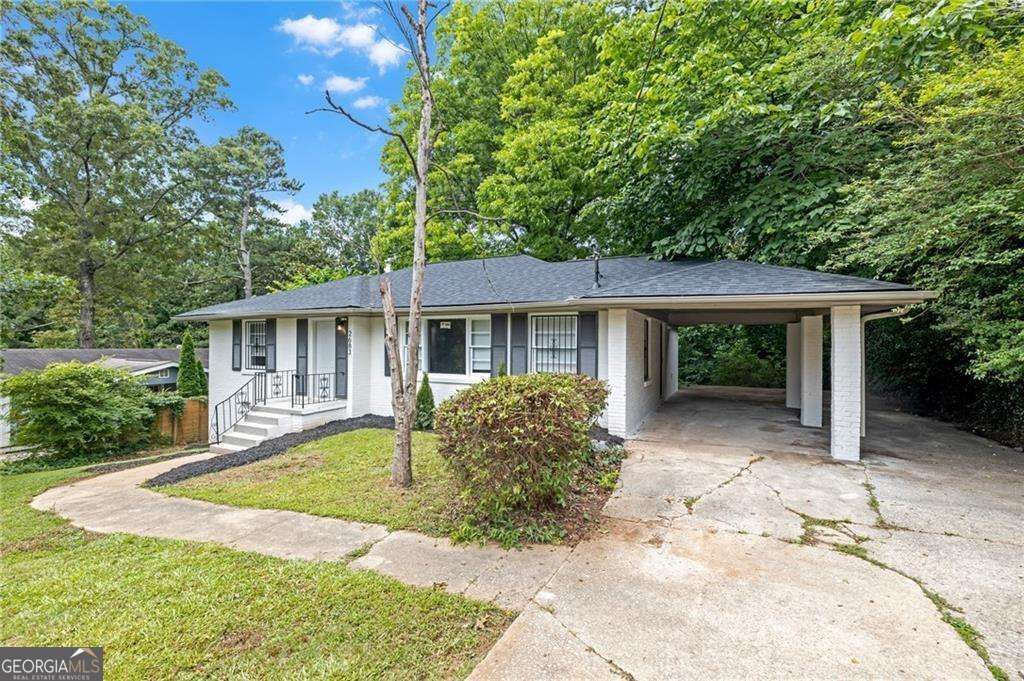 Photo of 2683 Rockcliff Road SE, Atlanta, GA 30316 (MLS # 10701362)