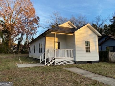 Photo of 409 Pennington Avenue SW, Rome, GA 30161 (MLS # 10311779)