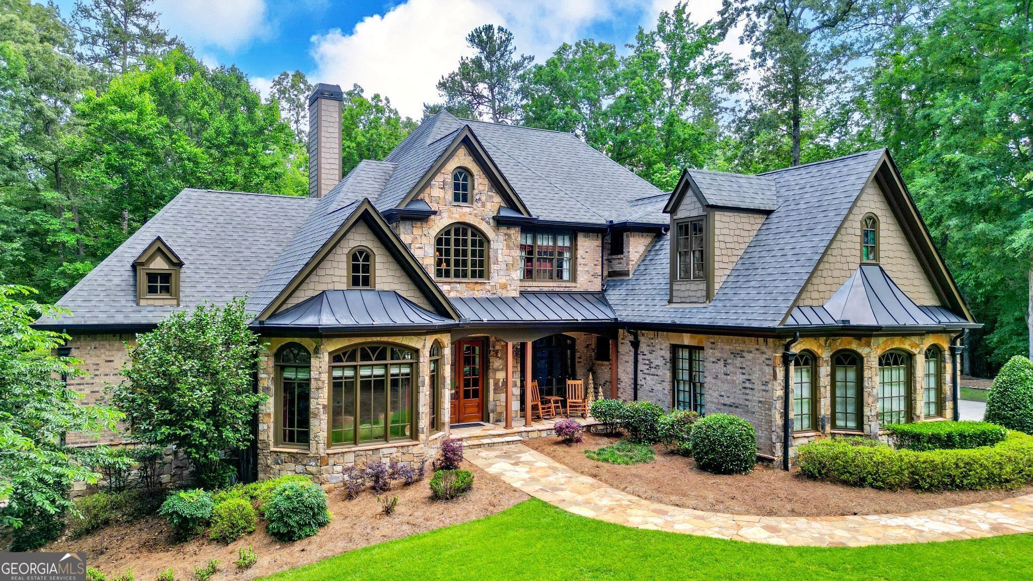 27 Retreat RDG SE