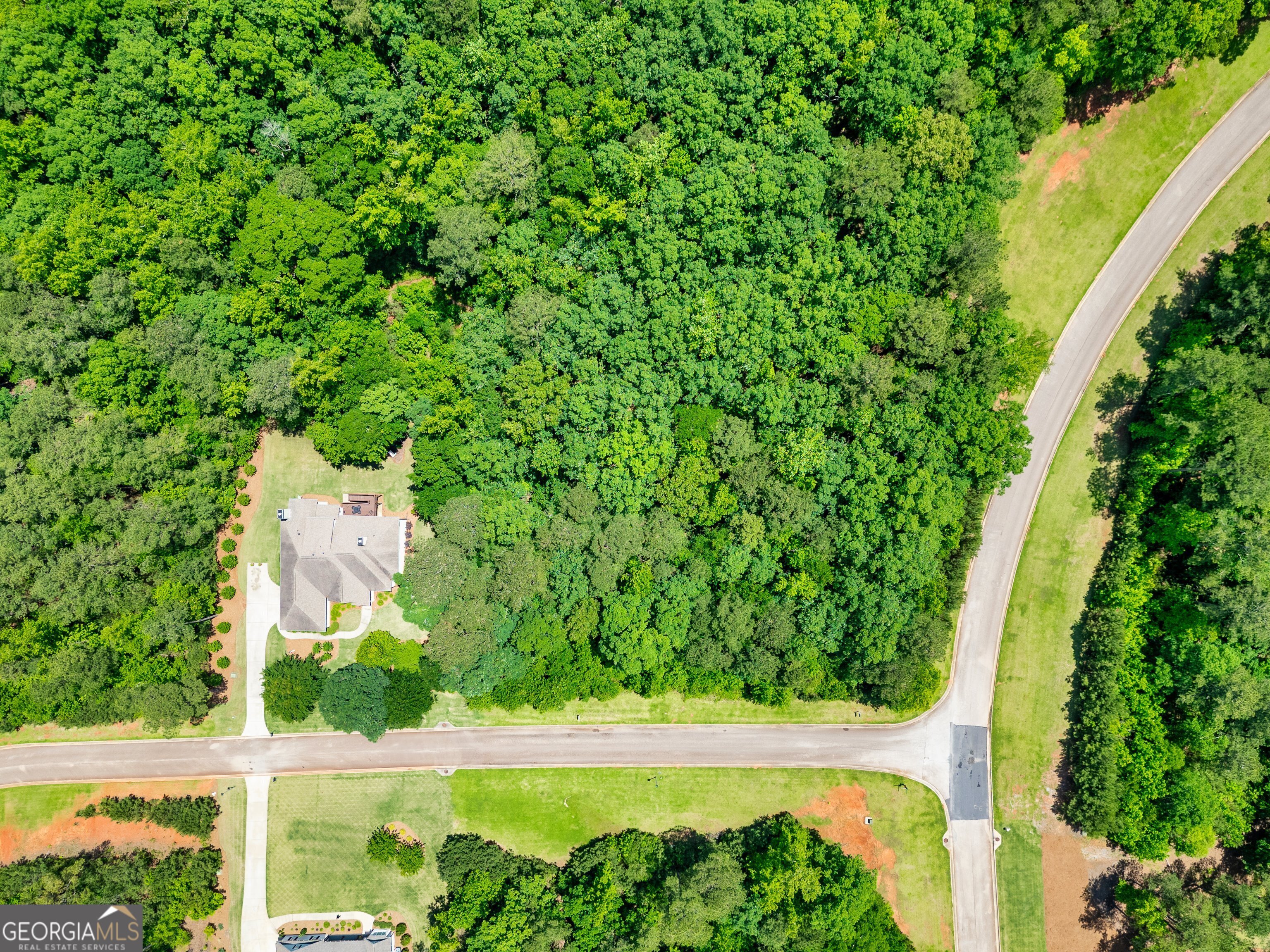 302 Willow Pointe DR
