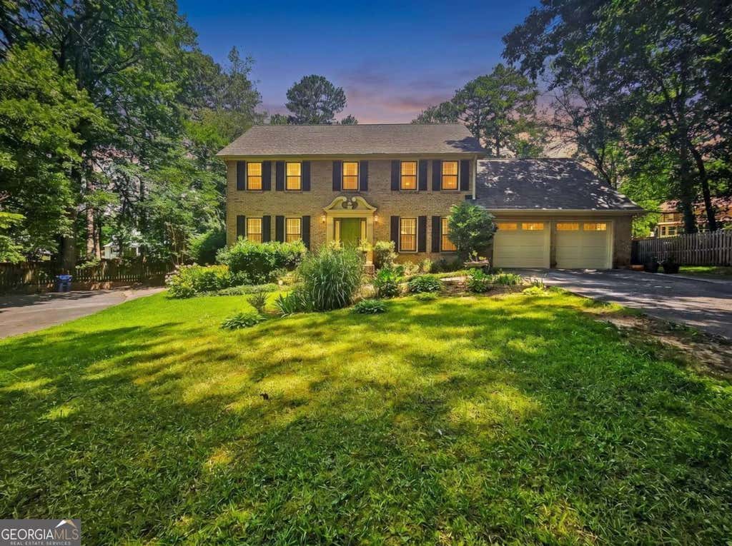 Photo of 886 Ryan Lane SW, Lilburn, GA 30047 (MLS # 10793634)