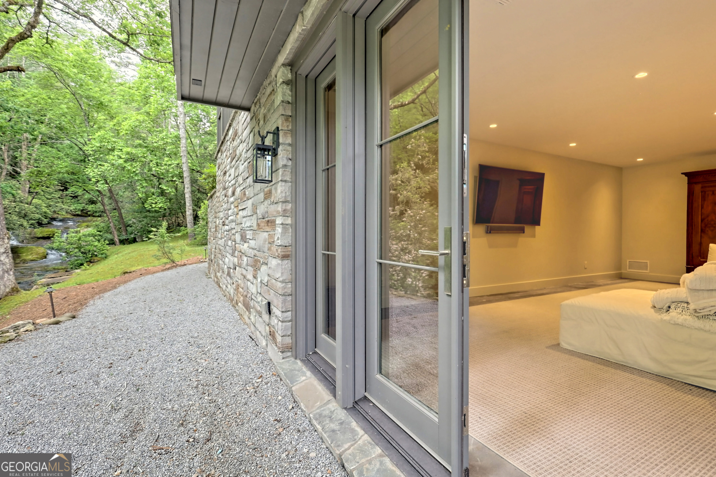 Clayton, Georgia 30525, United States, 8 Bedrooms Bedrooms, ,8 BathroomsBathrooms,Residential,Active,173425