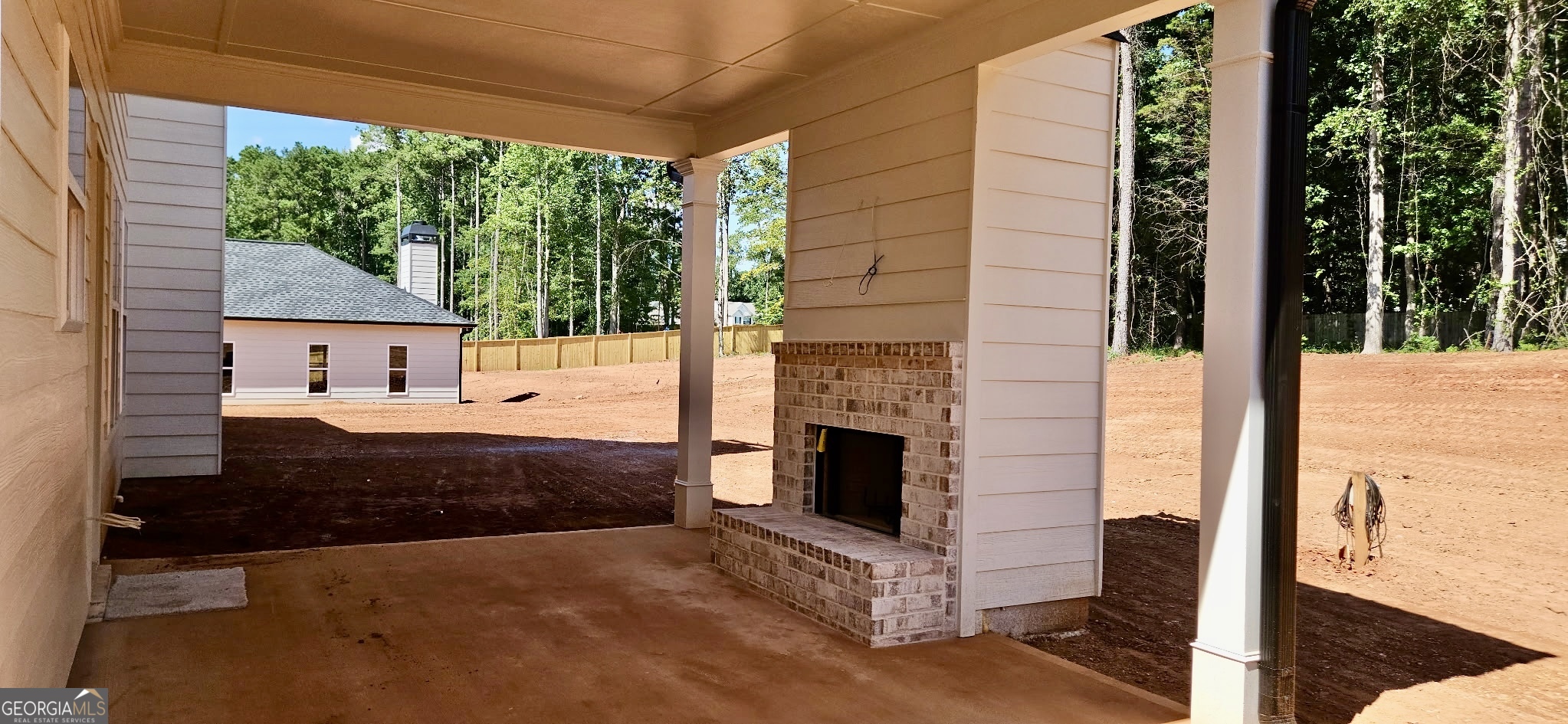 264 Meadows DR