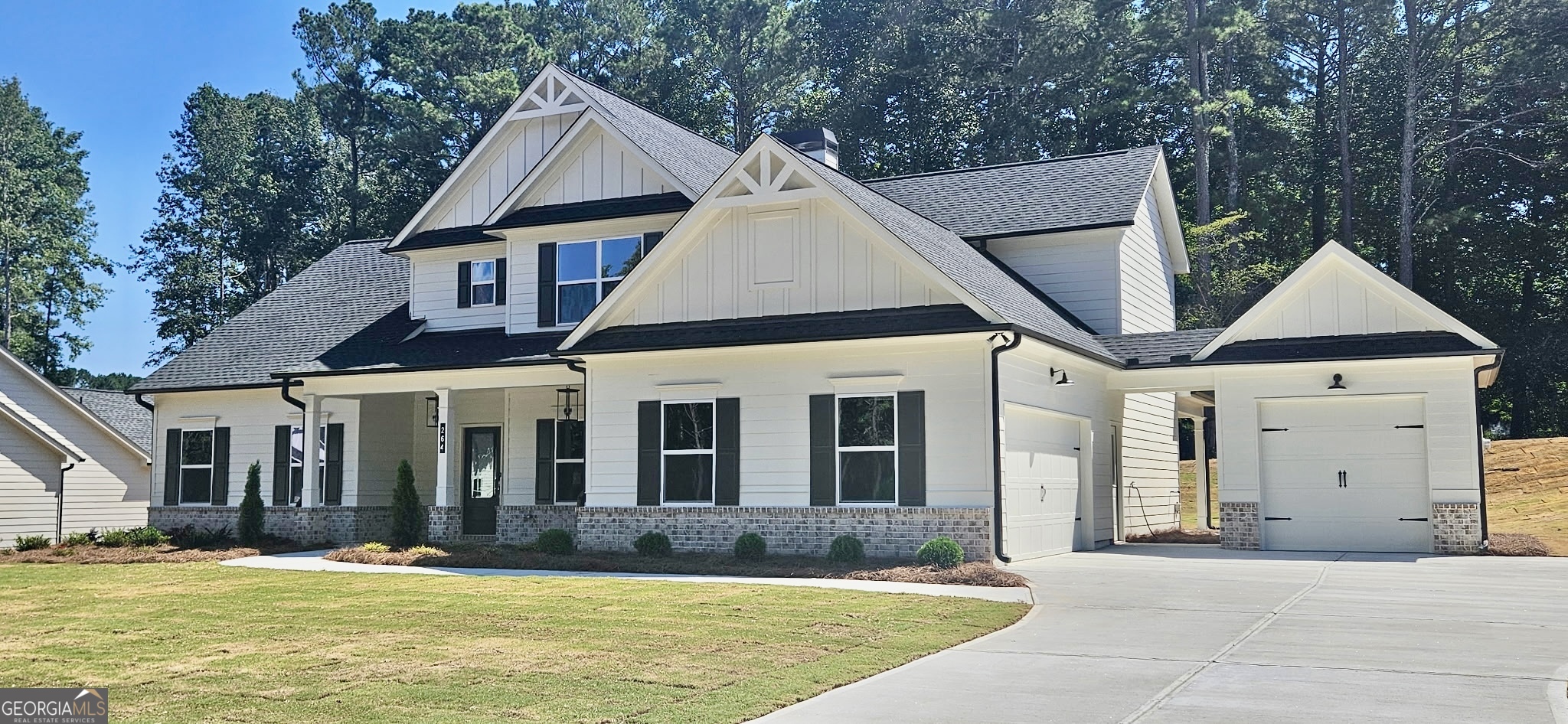 264 Meadows DR