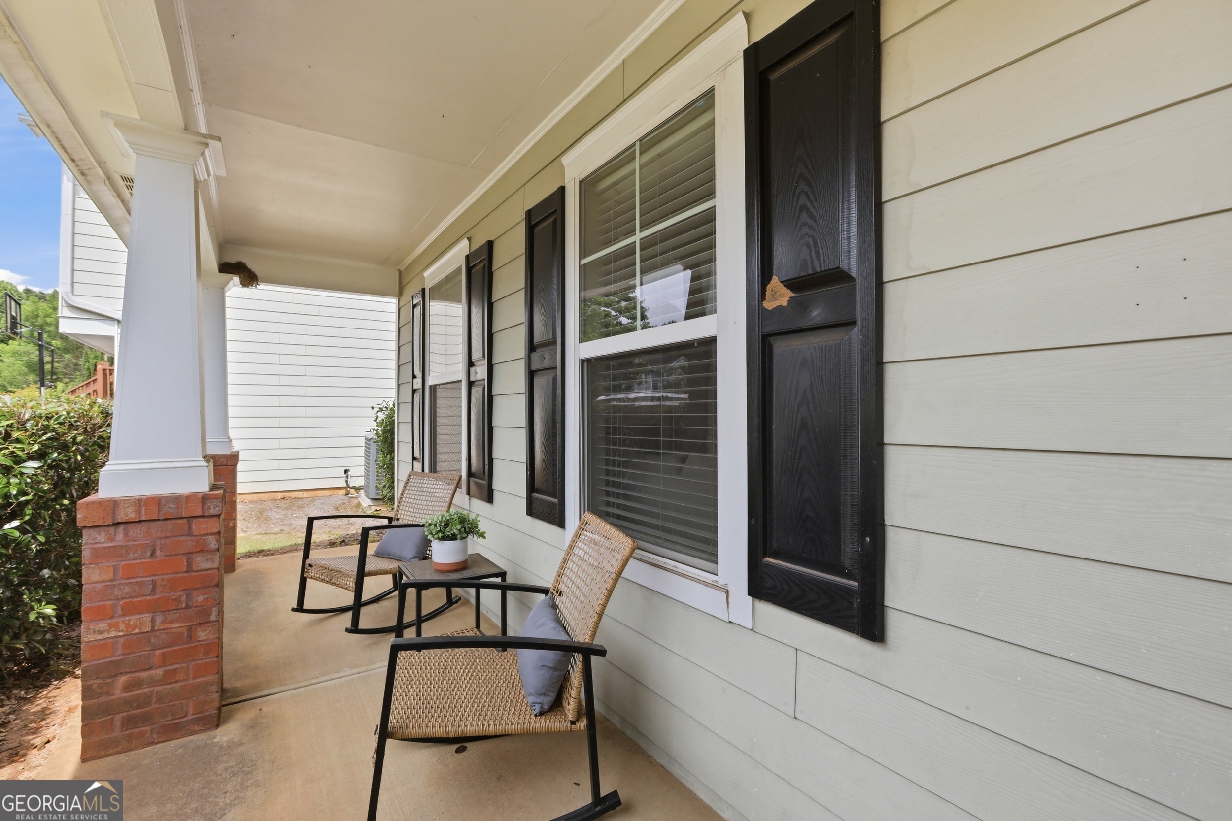 175 Summerbrook RD