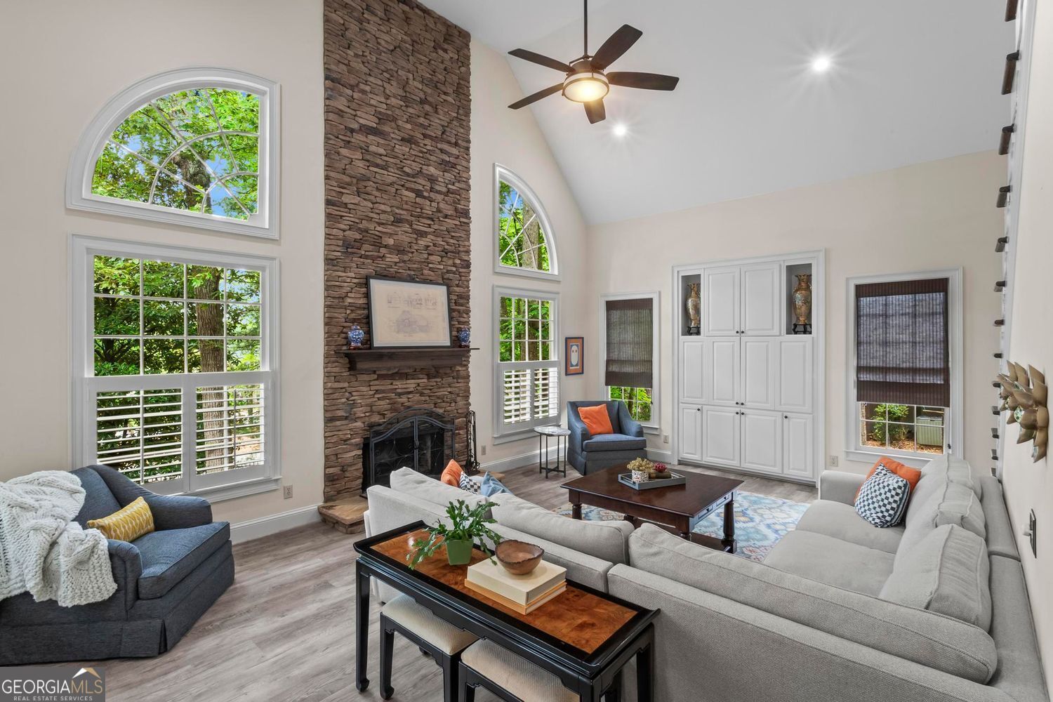 Alpharetta, Georgia 30005, United States, 5 Bedrooms Bedrooms, ,4 BathroomsBathrooms,Residential,Active,155229