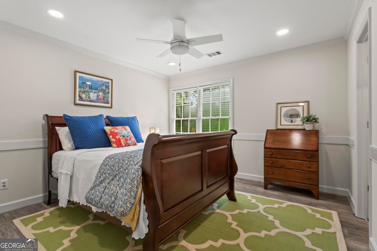 Alpharetta, Georgia 30005, United States, 5 Bedrooms Bedrooms, ,4 BathroomsBathrooms,Residential,Active,155229