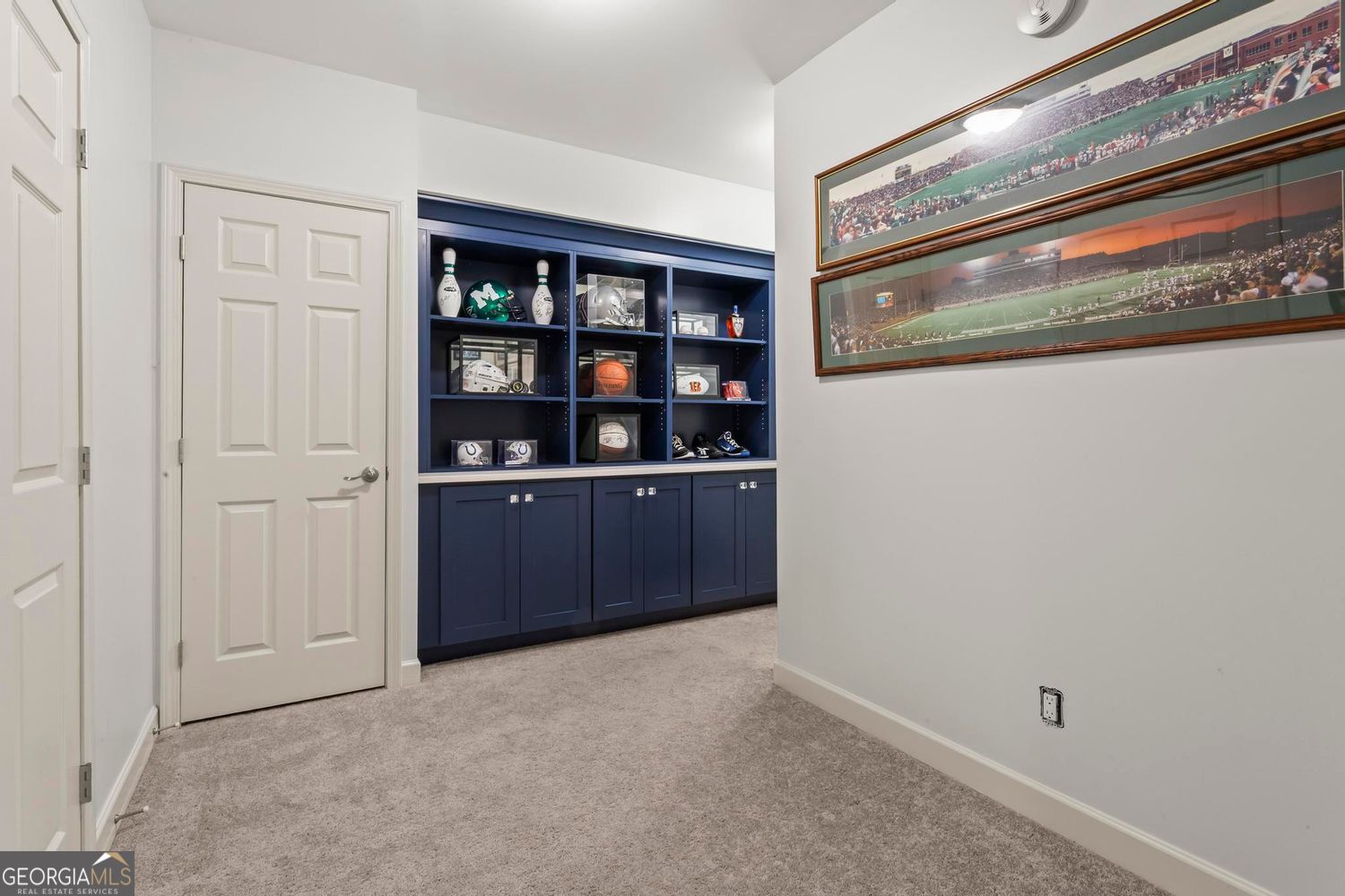 Alpharetta, Georgia 30005, United States, 5 Bedrooms Bedrooms, ,4 BathroomsBathrooms,Residential,Active,155229