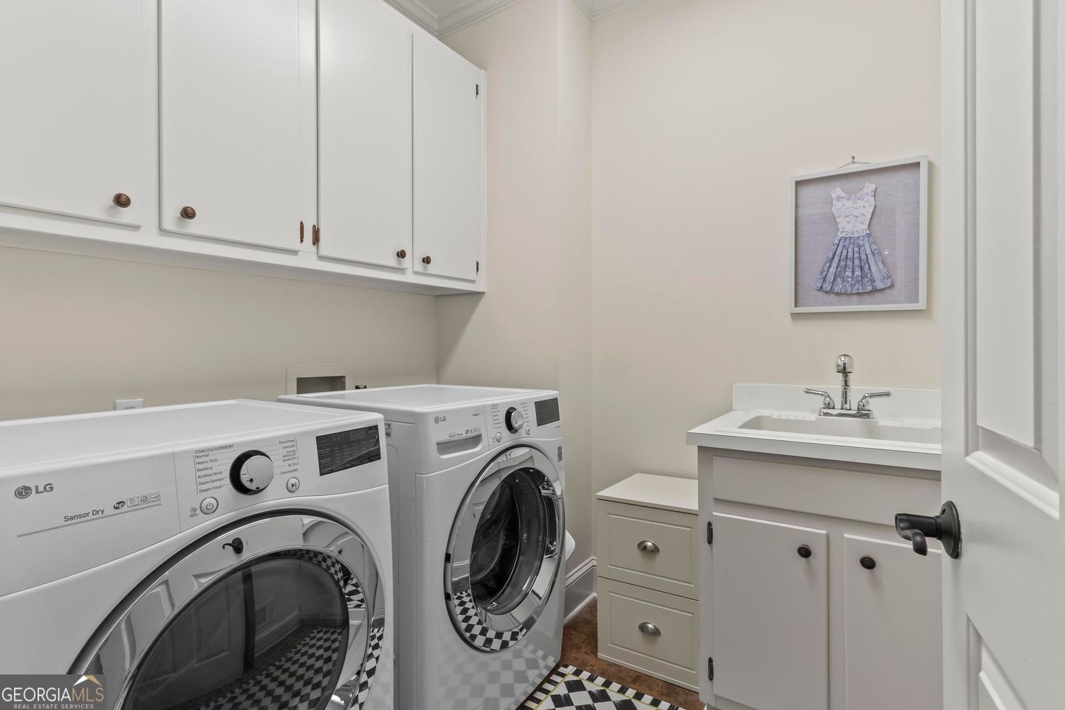 Alpharetta, Georgia 30005, United States, 5 Bedrooms Bedrooms, ,4 BathroomsBathrooms,Residential,Active,155229