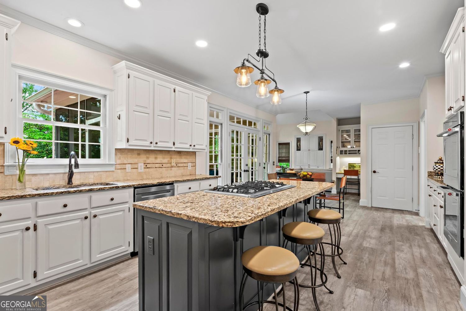 Alpharetta, Georgia 30005, United States, 5 Bedrooms Bedrooms, ,4 BathroomsBathrooms,Residential,Active,155229