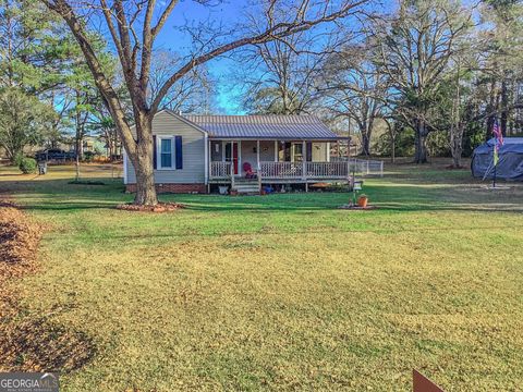 A home in Thomaston