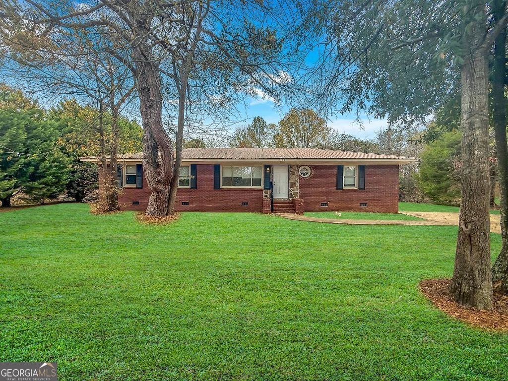 Photo of 111 Wisconsin Avenue, Warner Robins, GA 31093 (MLS # 10661055)