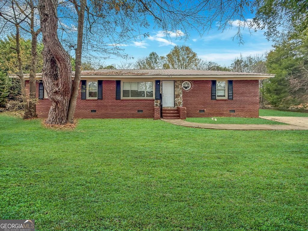 Photo of 111 Wisconsin Avenue, Warner Robins, GA 31093 (MLS # 10661055)