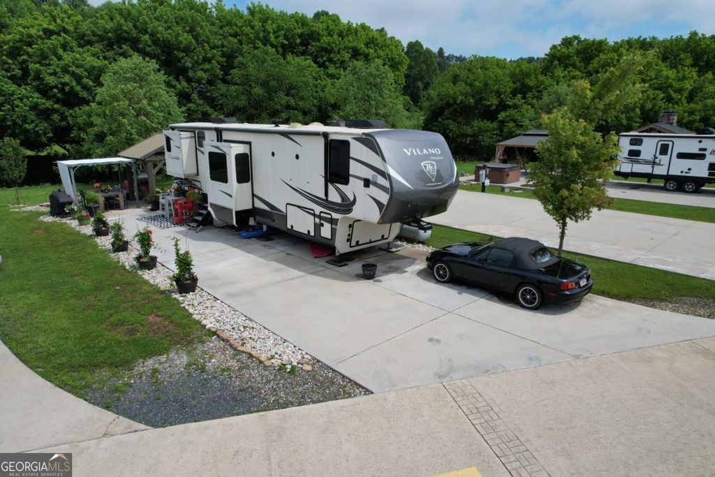 Photo of 113 Mountain Meadows Drive, Morganton, GA 30560 (MLS # 10682973)