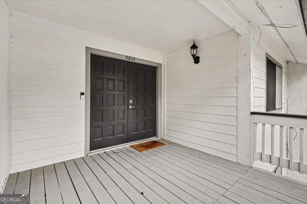 Photo of 3813 Paces Ferry West SE, Atlanta, GA 30339 (MLS # 10673104)