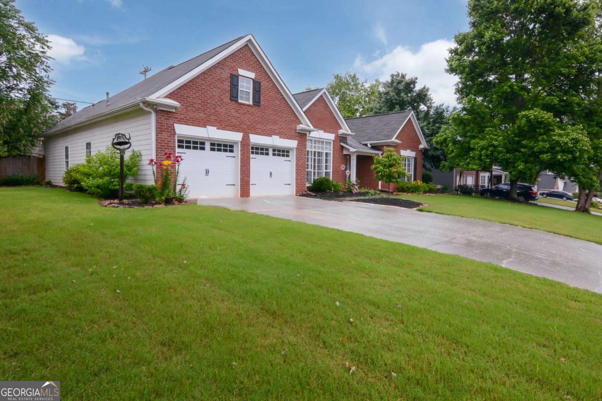 5720 KENNEMORE DR