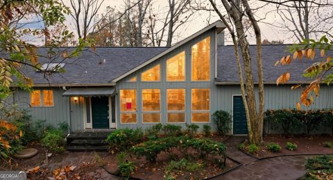 Photo of 190 Valley Cove, Atlanta, GA 30350 (MLS # 10650389)