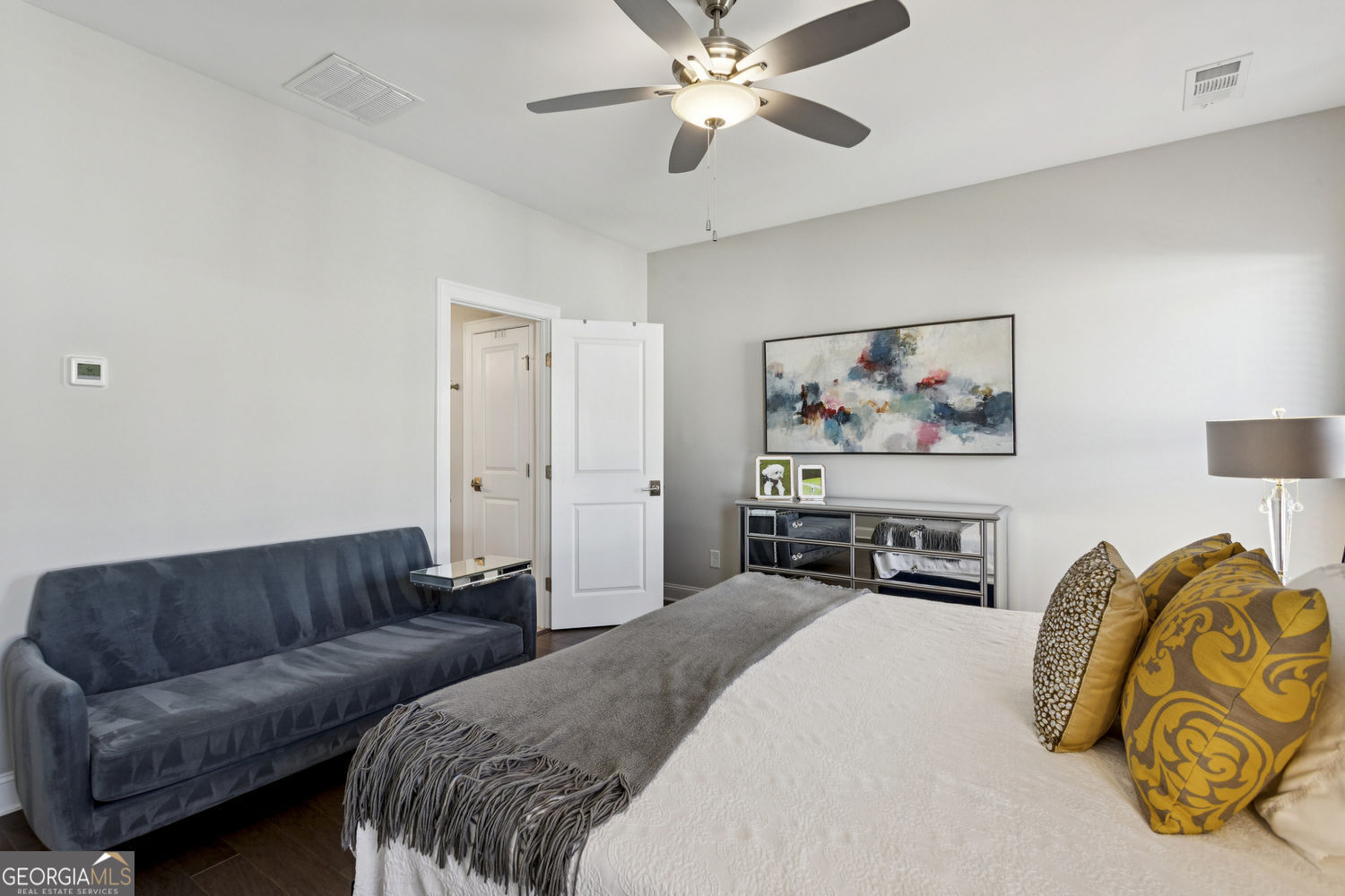 Sandy Springs, Georgia 30342, United States, 2 Bedrooms Bedrooms, ,3 BathroomsBathrooms,Residential,Active,254593