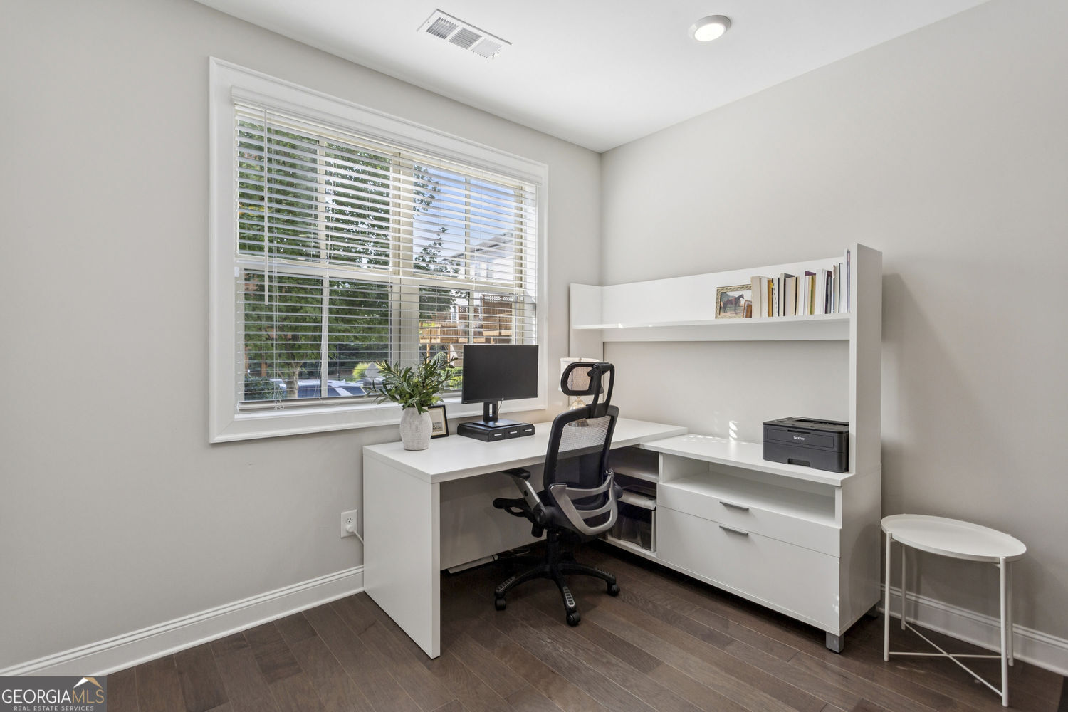 Sandy Springs, Georgia 30342, United States, 2 Bedrooms Bedrooms, ,3 BathroomsBathrooms,Residential,Active,254593