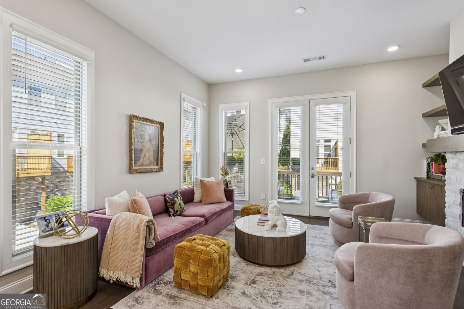 Sandy Springs, Georgia 30342, United States, 2 Bedrooms Bedrooms, ,3 BathroomsBathrooms,Residential,Active,254593