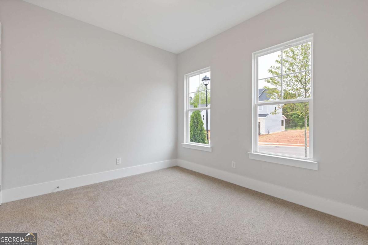 39 Ruby Robin DR