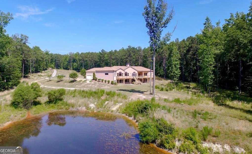 395 Milam RD