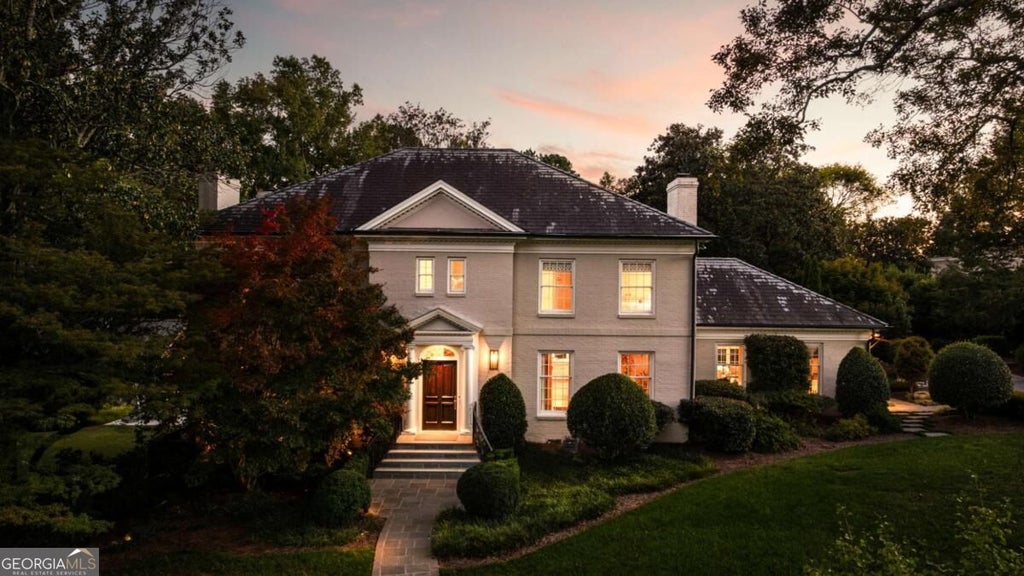 Photo of 470 W Paces Ferry Road NW, Atlanta, GA 30305 (MLS # 10881522)