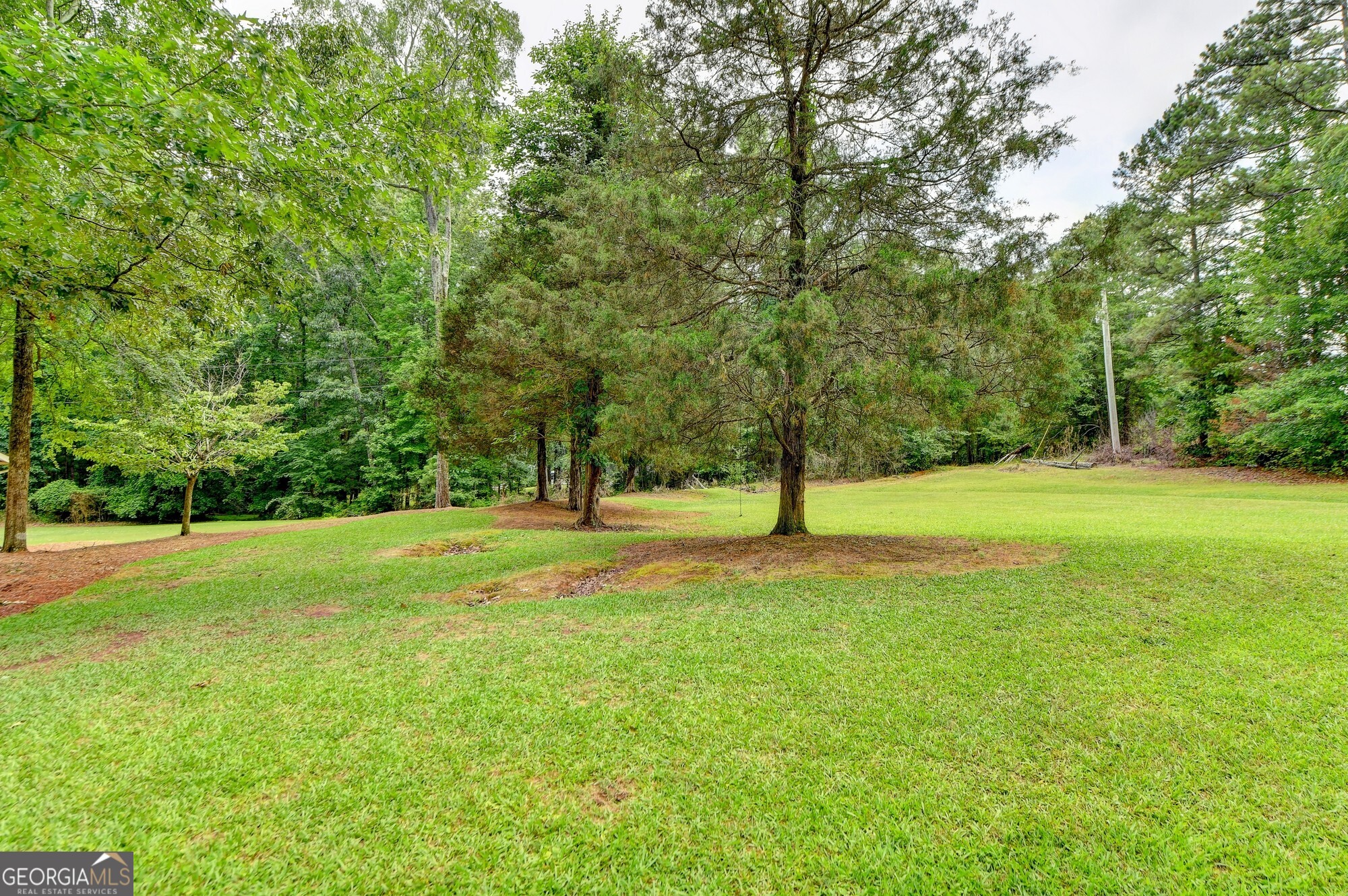 637 Rock Springs RD