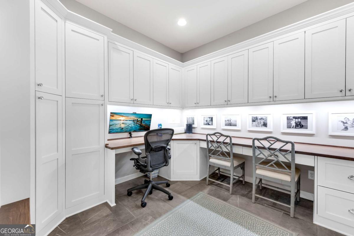 Hampton Woods - Residential