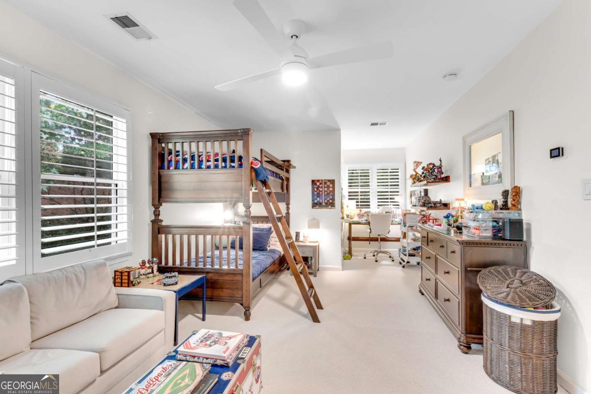 Hampton Woods - Residential