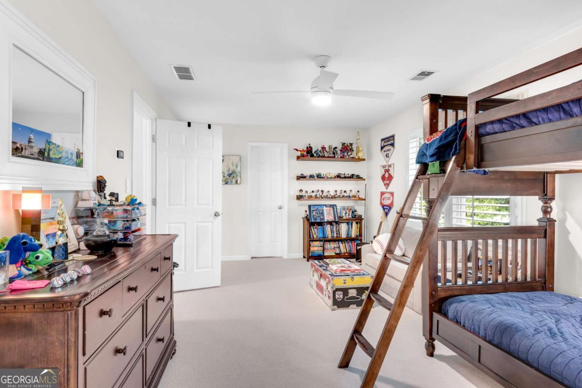 Hampton Woods - Residential