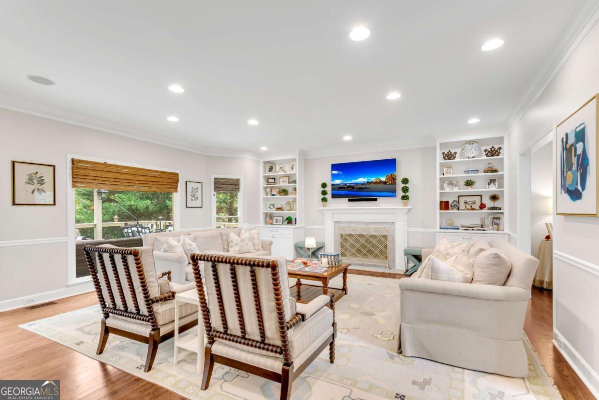Hampton Woods - Residential