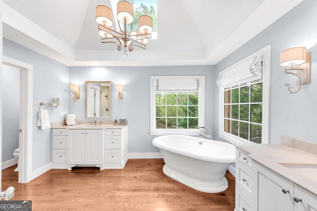 Hampton Woods - Residential
