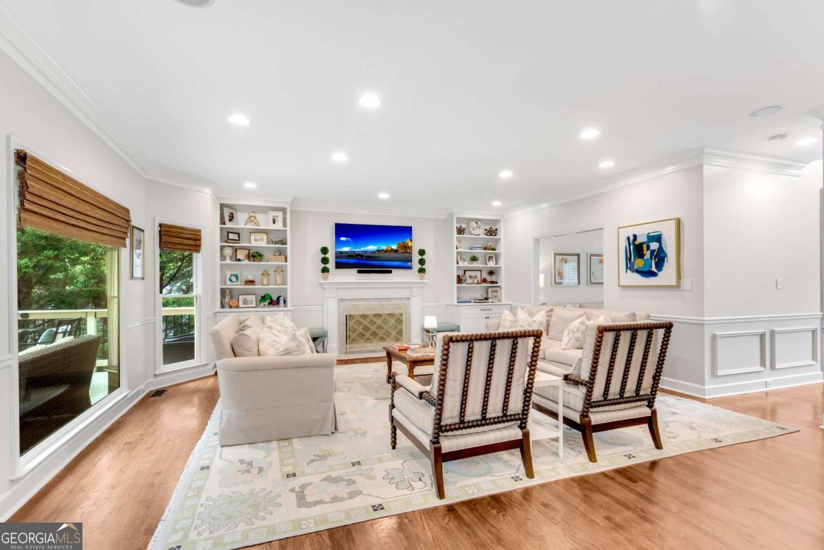 Hampton Woods - Residential