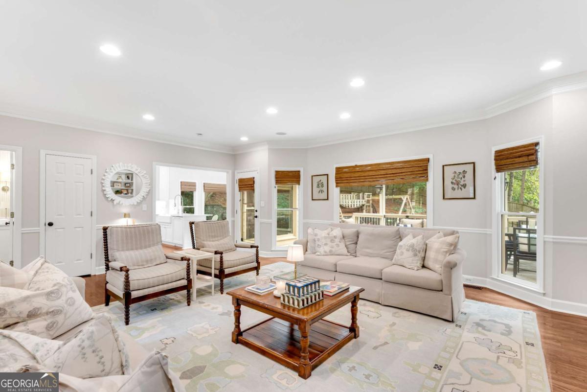 Hampton Woods - Residential