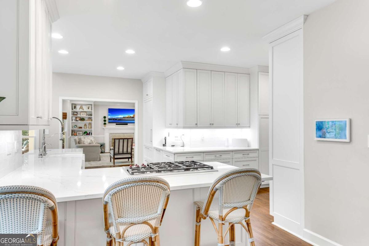 Hampton Woods - Residential