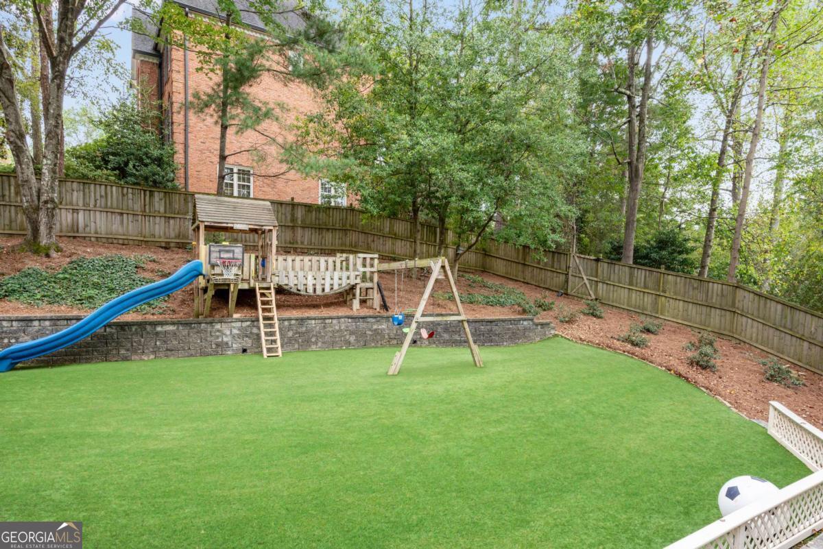 Hampton Woods - Residential
