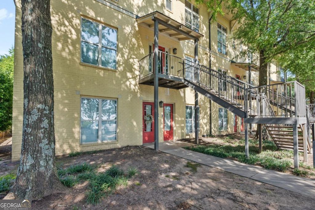 Photo of 1195 Milton Terrace SE #2201, Atlanta, GA 30315 (MLS # 10631214)
