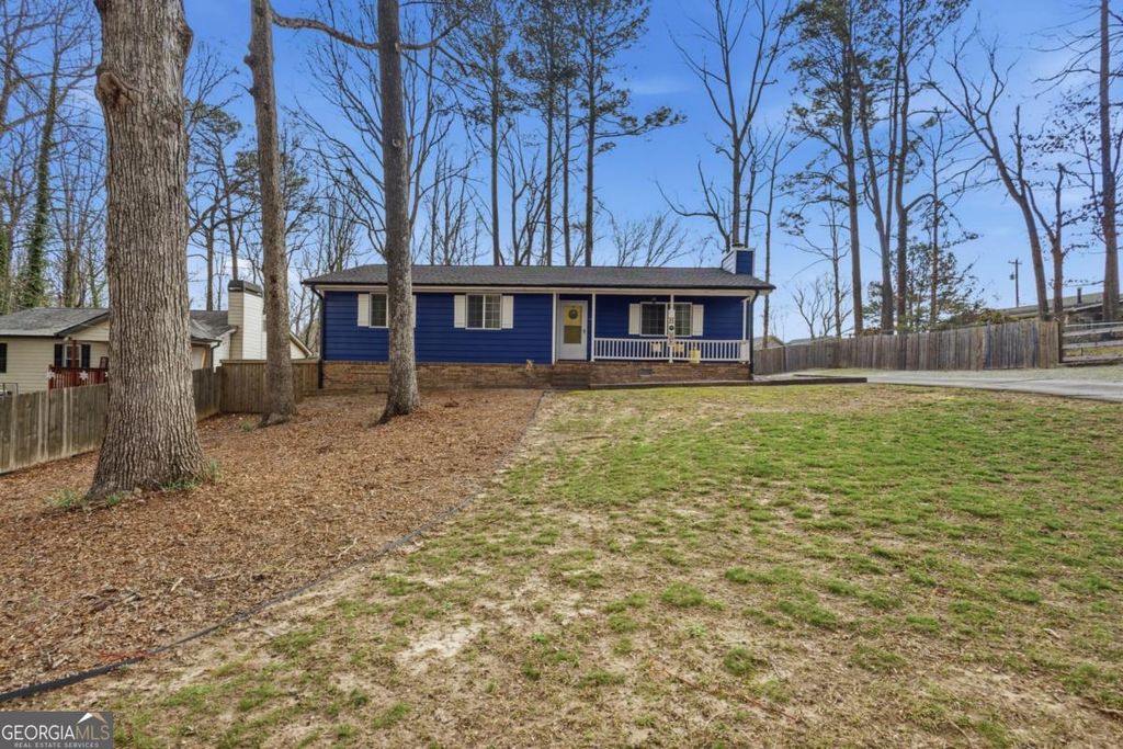 Photo of 1341 Sommerset Drive, Lawrenceville, GA 30043 (MLS # 10706271)